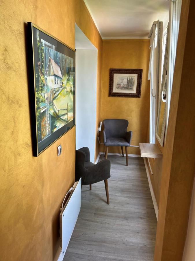 Apartment Gal Novo Mesto Exterior foto